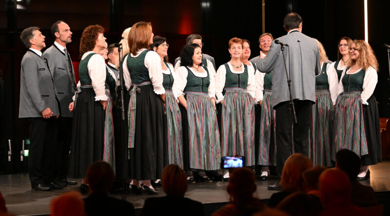 Veranstaltungen, 2023- 11-04, Velden Casino, Velden singt,musiziert und tanzt .