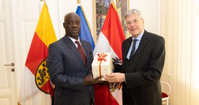 Der Botschafter der Elfenbeinküste, Cisse Aycouba, absolvierte letzten Freitag seinen Antrittsbesuch in Kärnten
