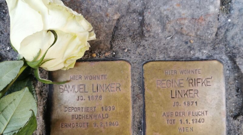 Frieden braucht Erinnerung: Stolpersteineführung in Klagenfurt