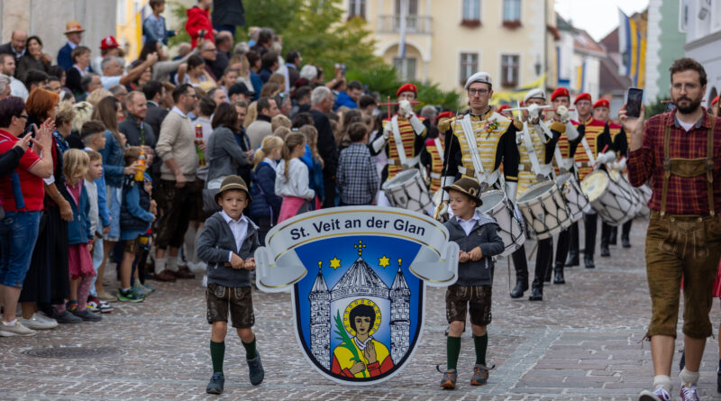 Wiesenmarkt_Umzug_2023_55