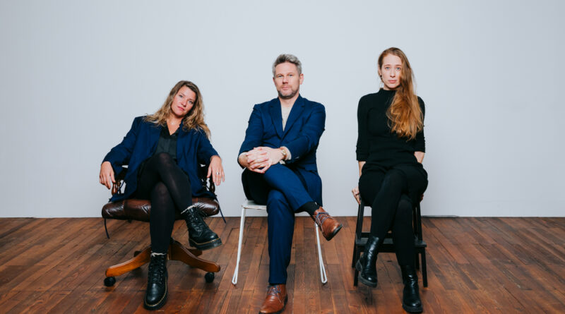 Komödienspiele Porcia: Neues Leitungsteam: Kathrin Eingang, Florian Eisner, Anja M. Wohlfahrt (v. l.)