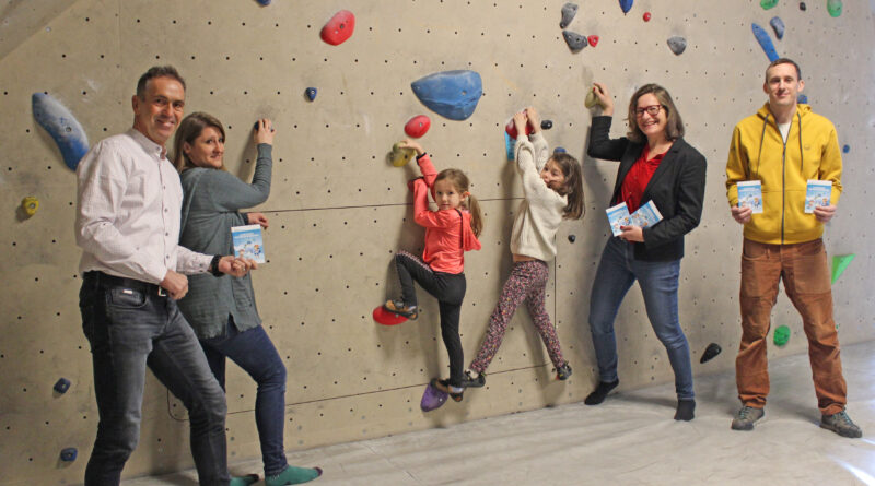 Mag. Mario Polak und Sportreferentin Stadträtin DI Constance Mochar im Boulderama