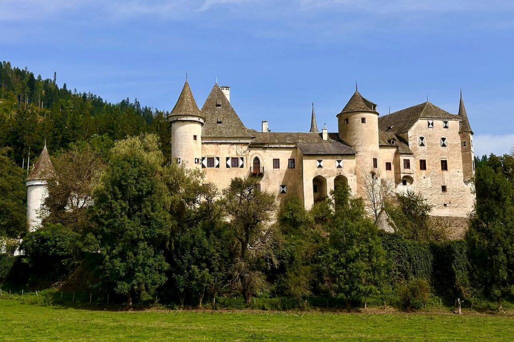 Das Glantal - Juwel zwischen Burgmauern und Weinbergen