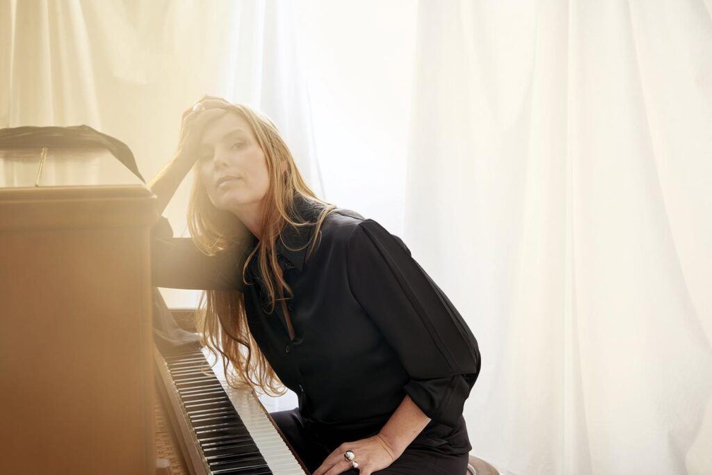 Rebekka Bakken - Grenzlandheim