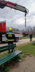 Berufsfeuerwehr Einsatz - Hundewiese
