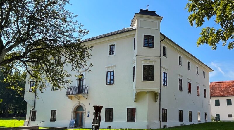 Der weibliche Name des Widerstands - Dinzlschloss