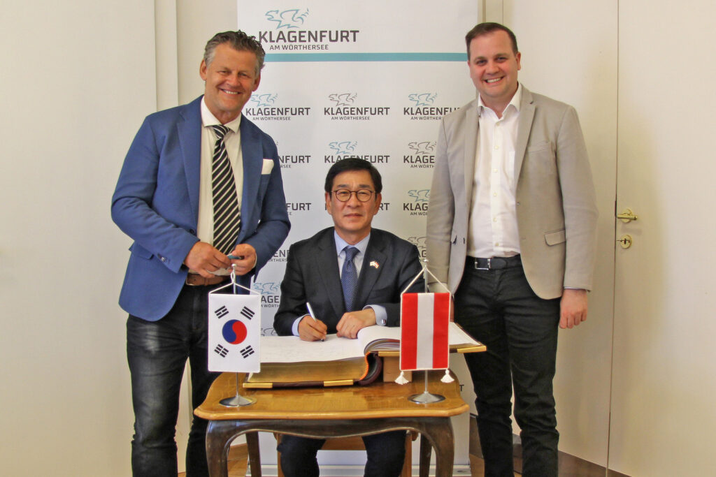Freundschaftsbesuch des koreanischen Botschafters