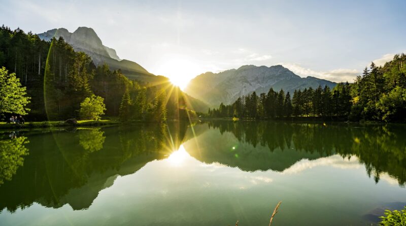 Wandern und Picknick am Cellonsee
