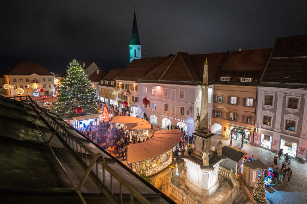 Märchenhafter Weihnachtsmarkt in St. Veit