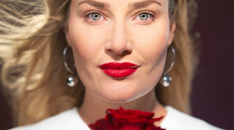 Madeleine Joel & the Hildeguards