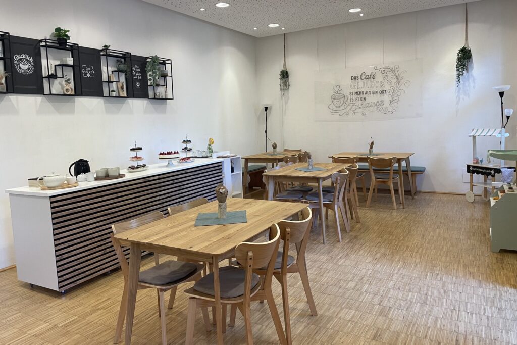Cafè Gl.u.eck und Kindercafè