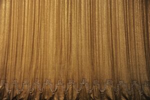 Theater: Doppelt gemoppelt