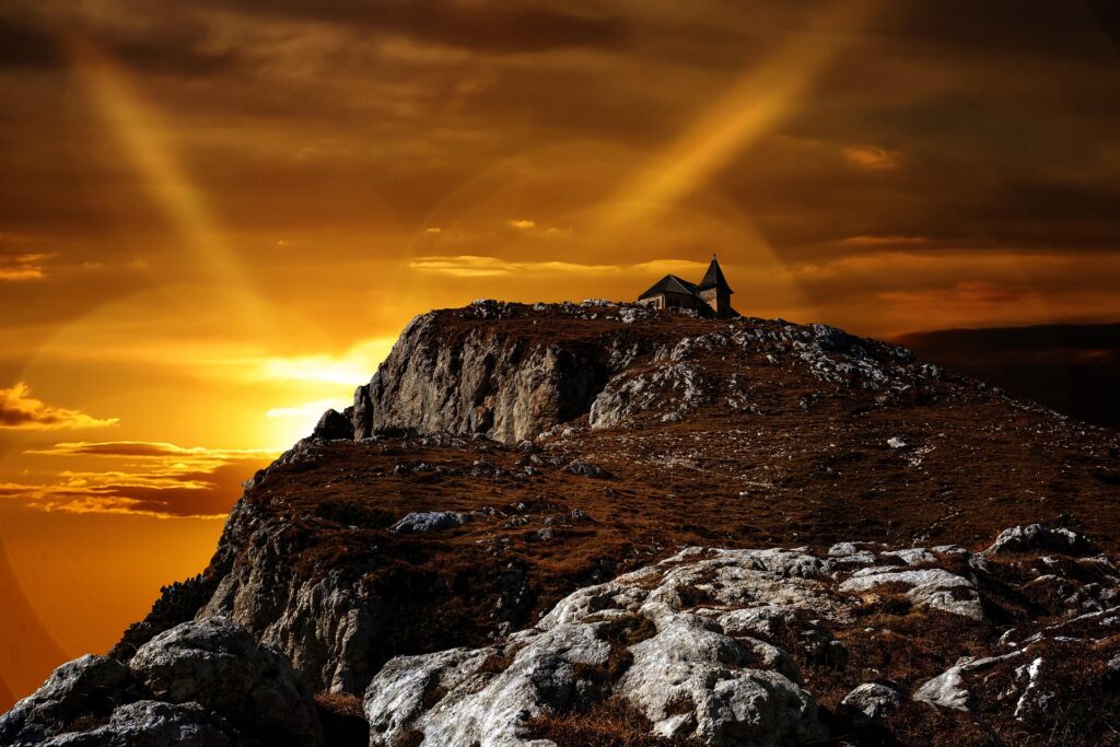 Wanderung durch die bizarre Bergsturzlandschaft